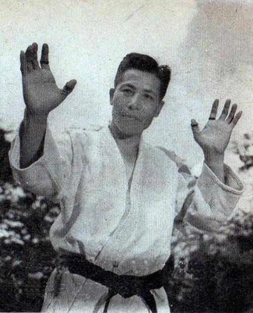 Yoshio Fukumoto